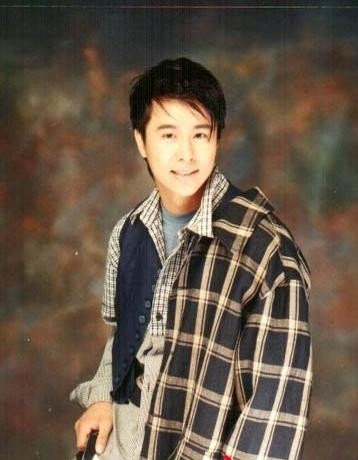 歌手红豆猥亵男童使娱乐圈丑闻升级（图）