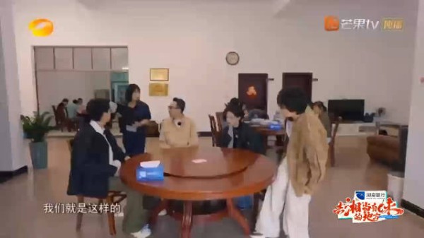 赶路饿了？来这儿就对了！