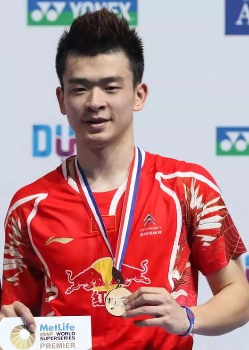 泰国羽坛闪耀，奥运佳绩激发娱乐圈羽球明星回忆录
