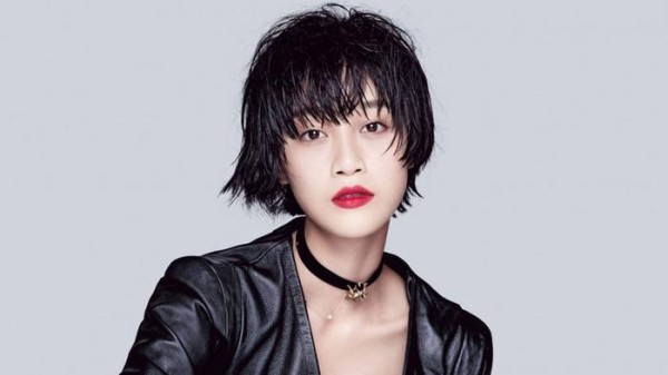 娱乐圈“大脚”美女明星，巩俐第八，秦岚第二，她穿40码以上的鞋