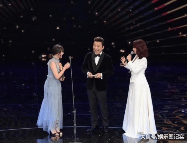 10岁被韩雪发掘, 14岁入围金马奖, 演技连黄渤都忍不住夸奖