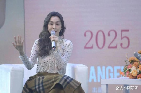 范玮琪官宣复出举办演唱会，因家庭变故延期半年，她分享过往经历