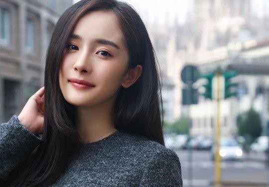 当之无愧的流量女王，杨幂一个努力向上又坚强的女神