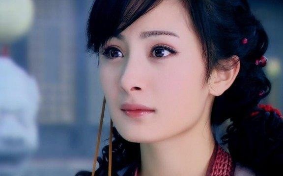 当之无愧的流量女王，杨幂一个努力向上又坚强的女神