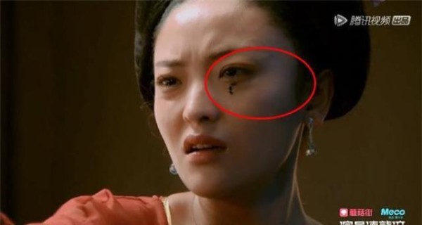 《演员》郭月哭掉隐形眼镜，入戏太深获赞，郭敬明却直言没有底线