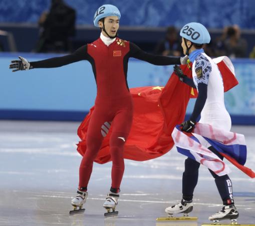 武大靖给我吓一跳是什么梗？武大靖是谁个人资料背景介绍