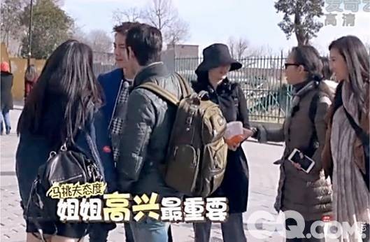 因为节目的设定，明星们每人每天只有100欧元的旅游资金，穷成渣的两位挑夫，如何应付女神姐姐“买买买”的本能？马天宇现身说法，不管有没有钱，都要表现咱“不差钱”。万能句“买买买”一出，甭管最后是否真的买了，至少当时能让女神的好感度再升一颗星！