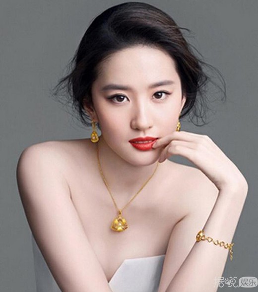 刘亦菲获最受瞩目女演员奖 真是厉害了我的神仙姐姐