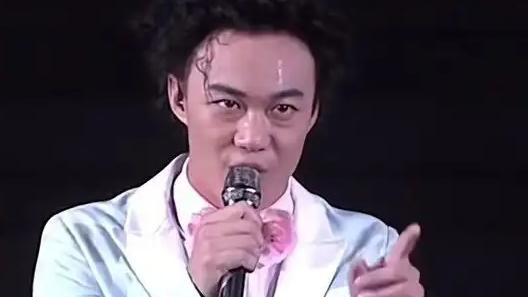 陈奕迅幽默辟谣“复活”背后：一场病痛与网络谣言的攻防战
