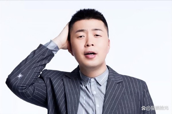 从金靖的江边照片到沈梦辰的微妙反应，杜海涛的公众人物形象变迁