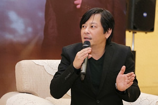 曾经名噪一时，如今却是鲜为人知，风光不再，这就是歌神的人生