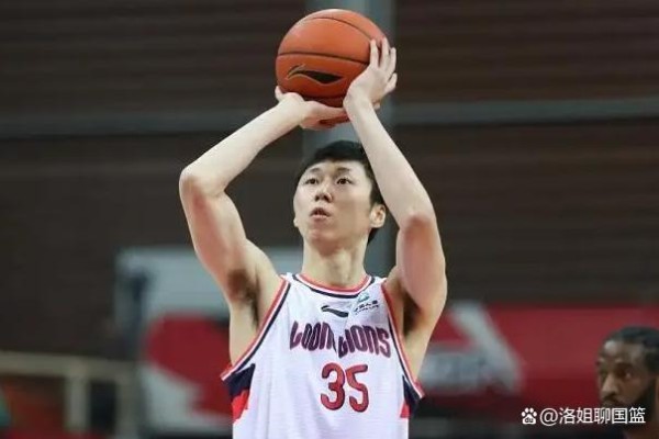 广州内线官宣转会，全明星遭受质疑，杨鸣谈赛季目标