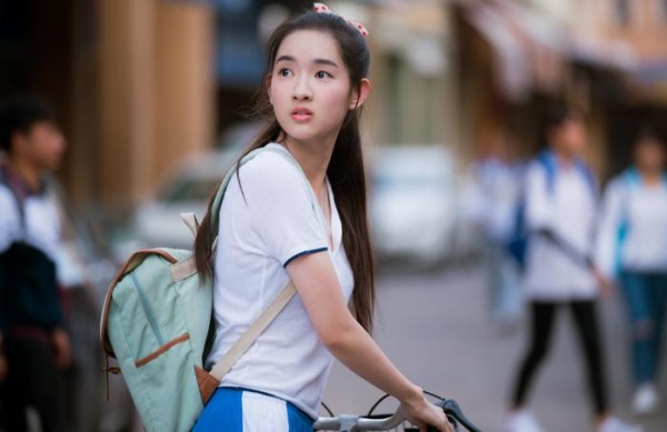 她演技力压80后花旦，因饰演郑爽的情敌而走红，角色鲜明又抢镜！