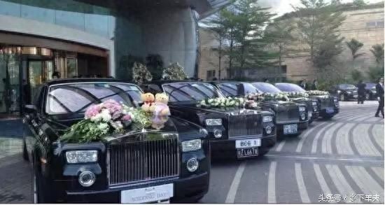 明星结婚烧钱买豪车，郭晶晶5亿，王祖蓝婚车却是电动的