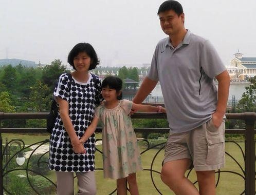 明星教育子女谁最成功，姚明榜样，李湘被吐槽，金星分析最到位！