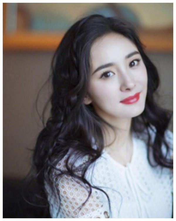 娱乐圈里公认的“收视女王”，郑爽杨幂上榜，第一名副其实