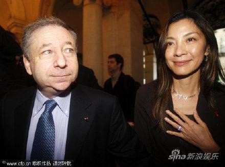 揭秘女星大秀钻戒背后暗藏的玄机（图）