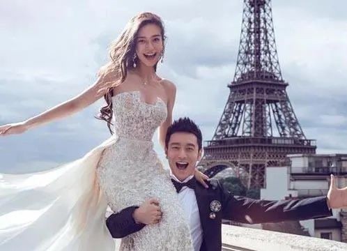结婚请了半个娱乐圈，出事后无人伸出援手，网友：半个娱乐圈呢，你怎么看？