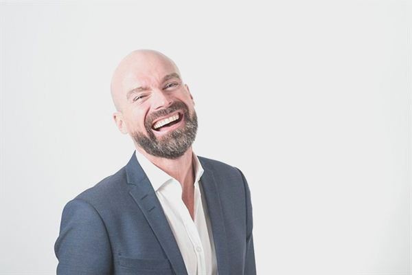 梦到了打商业对手是什么意思？