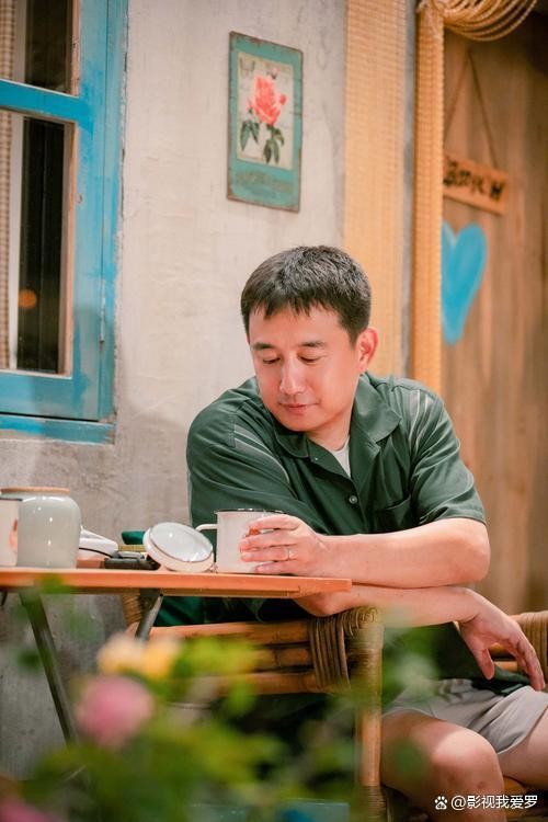 黄磊：演员、综艺咖与黄小厨，人设背后的尴尬与真实