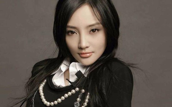 娱乐圈低学历明星，李小璐高中赵丽颖中专，小沈阳学历让人意外！