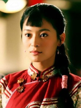 梅倩(王媛可饰演)
