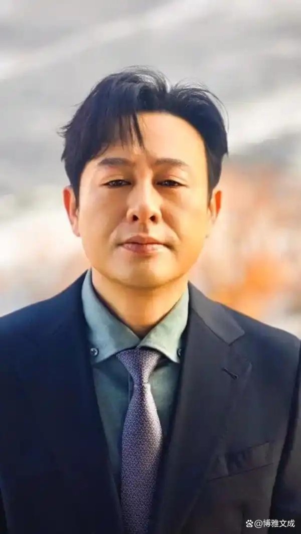 谣言风暴中的静默哲学：张颂文事件背后的舆论理性与法治之光