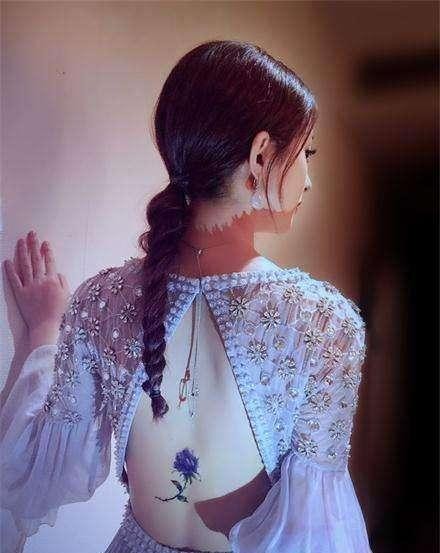 女明星露背装, 性感or迷人? 赵丽颖抢眼, 杨幂性感, 王鸥挺美的!
