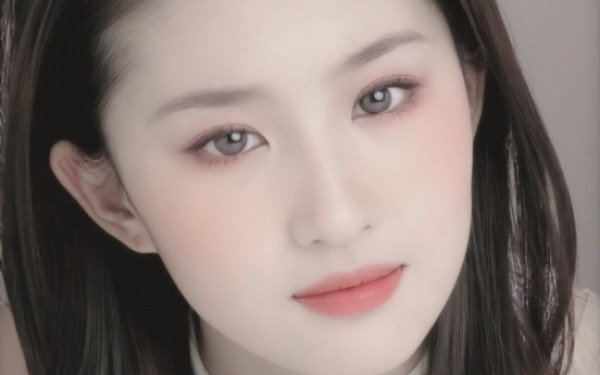 刘亦菲为什么会那么白 刘亦菲是怎么保持这么白的皮肤的