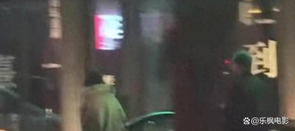 刘亦菲夜会豪车男，凌晨两点才出来！约会对象身份被曝出