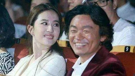 明星们的尴尬同框瞬间，郭德纲林志颖这张太经典