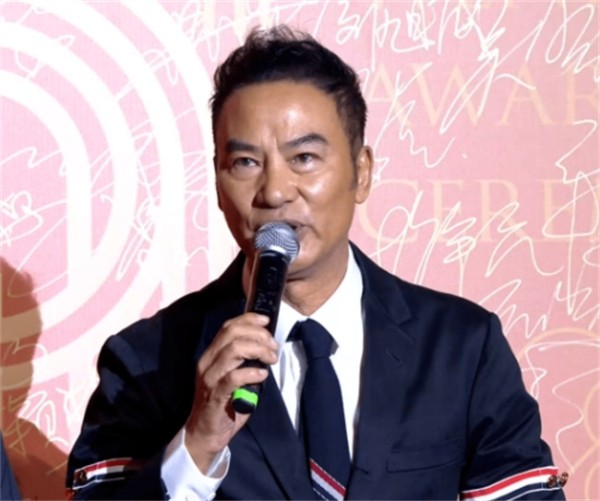横店影视节第九届文荣奖颁奖礼：明星红毯的时尚与亮点