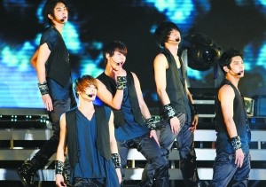 东方神起解约解读:逃离“奴隶明星”制?(图)