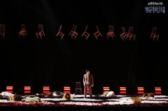 与生活对话 与时代对话 王媛媛导演话剧《樱桃园》明星场北京站演出圆满成功