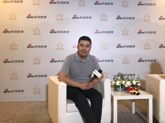 环球教育北美考试院院长：李虹桥