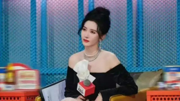 43岁张萌不愧是最美“老板娘”，演技碾压，古装造型不输孟子义