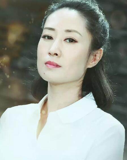 《伪装者》7大演员现状，3兄弟爆火，女配爆火，唯独女主被遗忘！