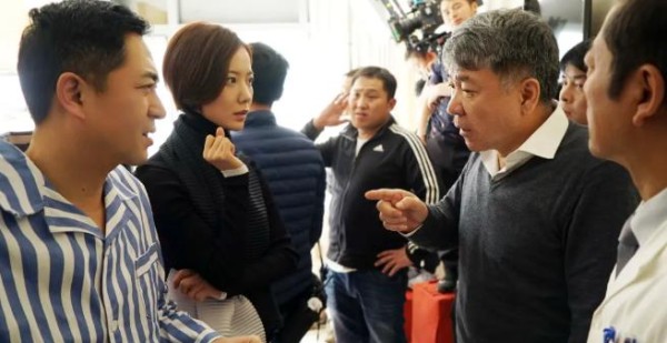 郑晓龙坦言：流量明星片酬太高，不背台词没有演技还耍大牌