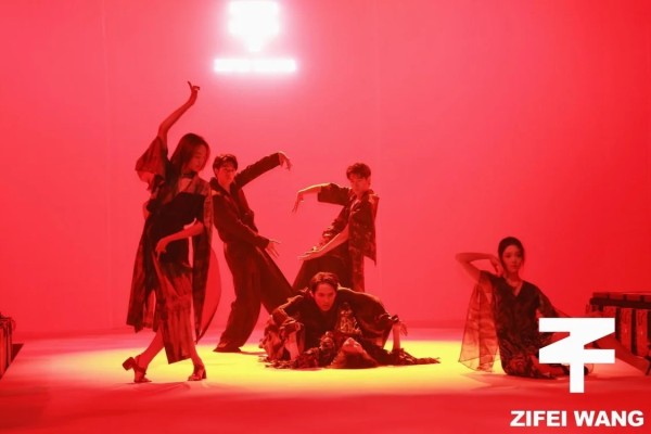 ZIFEI WANG 25AW《尘沾影覆》：敦煌美学重构当代精神图腾