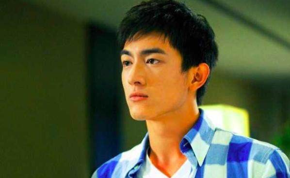 九亿少女的梦，温暖可爱逗比有魅力的林更新演技跟上了吗？