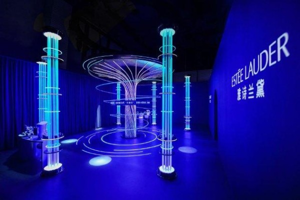 雅诗兰黛自生胶原沉浸式科技空间