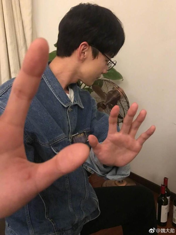 他的生日无人问津，网友：只怪他行事太低调