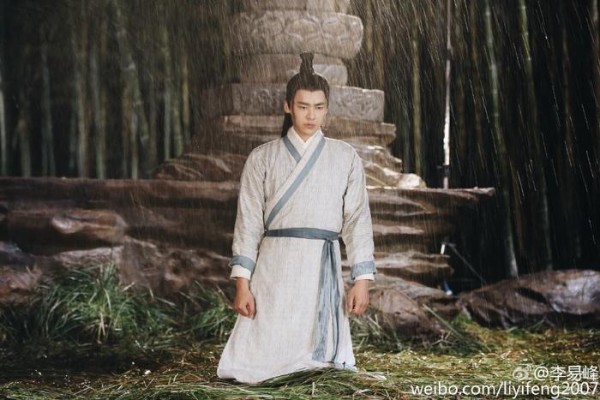 赵丽颖合作的男明星颜值排名，李易峰第三，林更新垫底，第一最帅