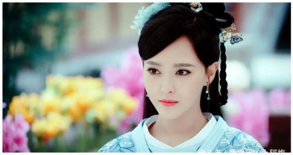 娱乐圈最受欢迎的5位偶像明星成为娱乐热点，她们谁楚楚动人呢