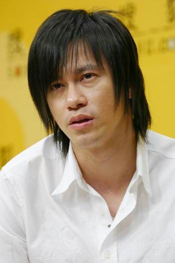 李圣杰做客搜狐：歌手要红 宣传占80%(视频)