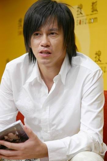 李圣杰做客搜狐：歌手要红 宣传占80%(视频)