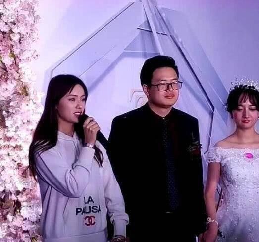 出席亲友婚礼明星谁最接地气？古力娜扎跳舞，葛优化身证婚人！