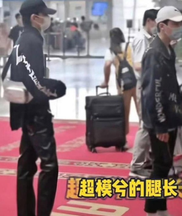 路人镜头下的丁禹兮虞书欣！真实身高让人惊呼：北极巨兔组合