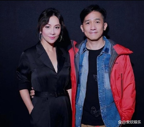 刘嘉玲甜蜜牵手梁朝伟，晒出浪漫庆生视频娱乐圈神仙爱情令人艳羡