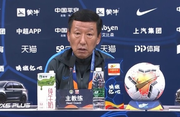 崔康熙：目前积分还不错，因期待很高所以表现并不是很满意